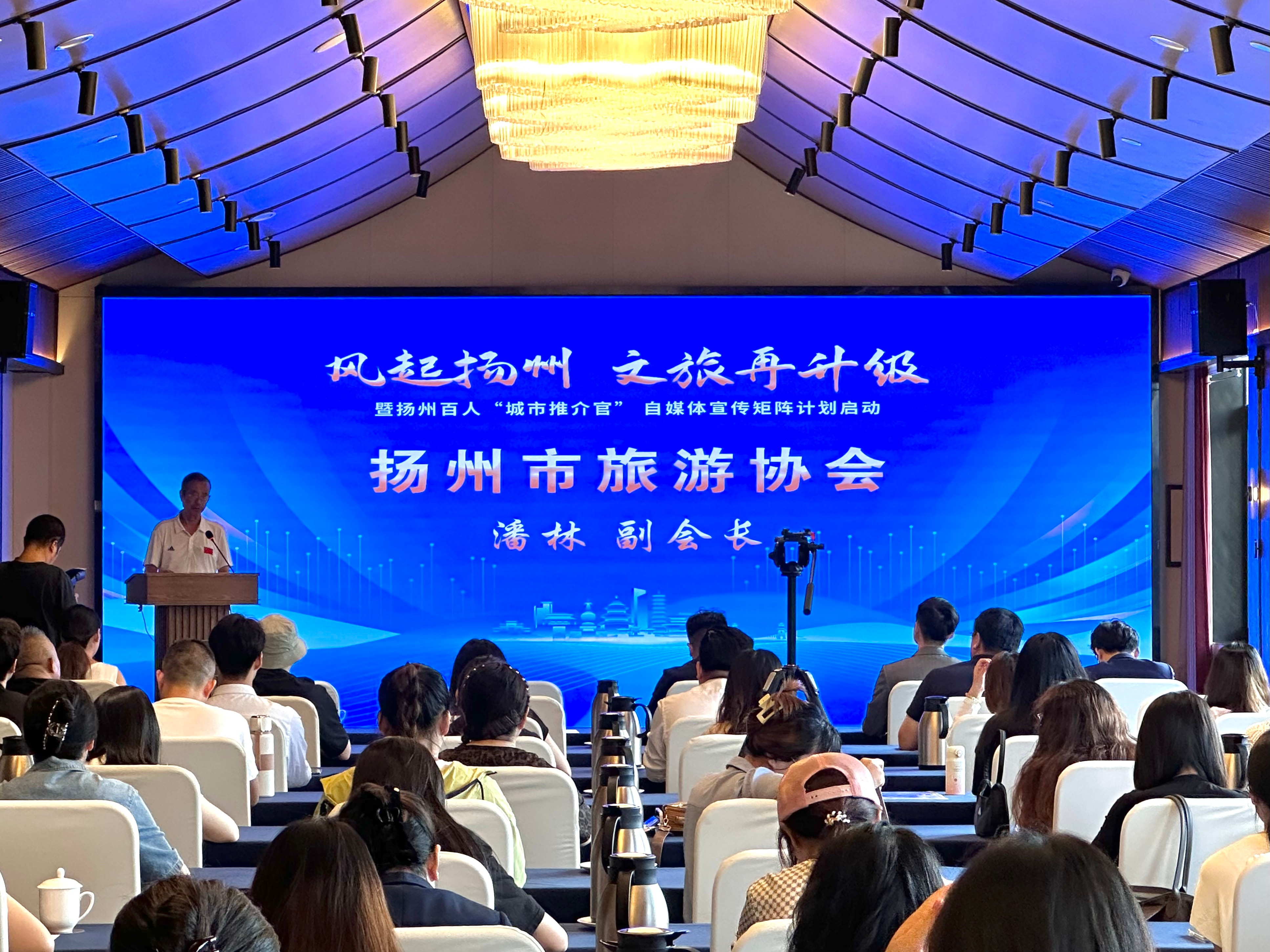 1758701530303740.jpg 2.jpg