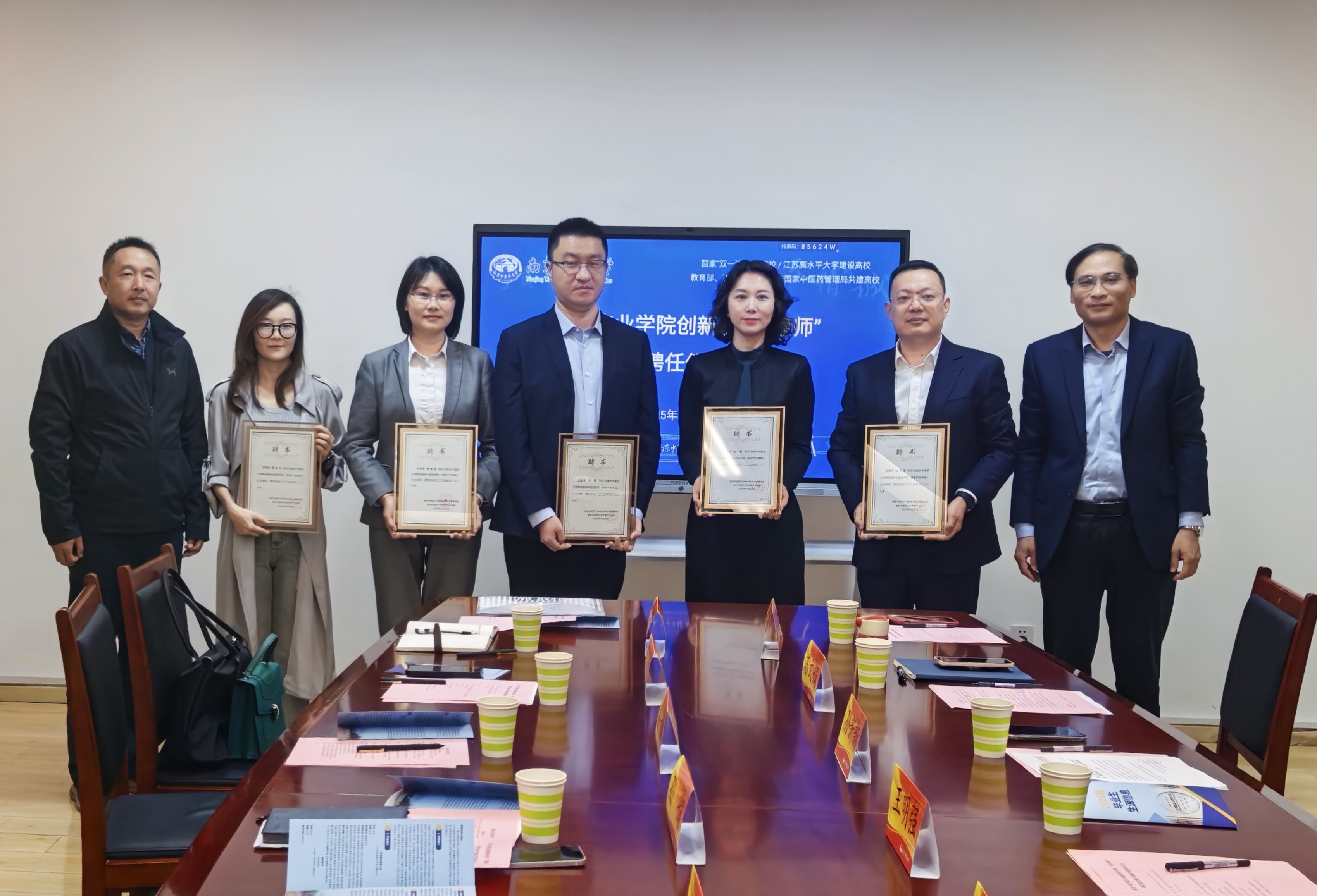 1761212302998403.jpg 1.jpg