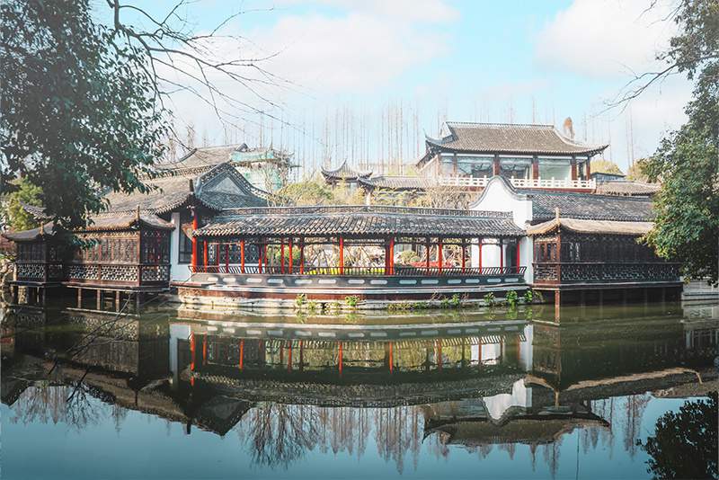 文化旅游與商務(wù)服務(wù)業(yè)