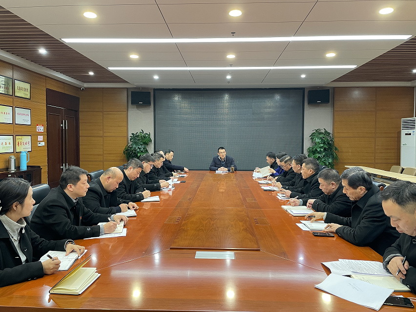 錨定新目標(biāo)，奮進新征程_看圖王.jpg